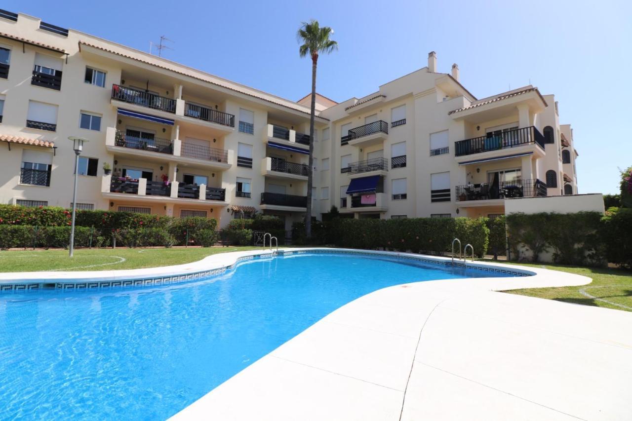 Piso A 10 Minutos Andando De Puerto Banus. Apartment *